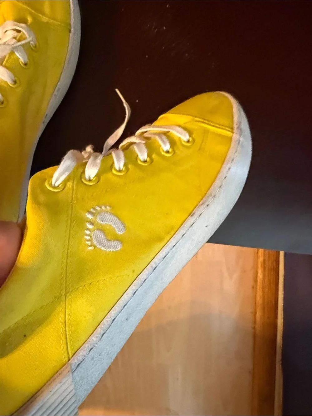 Hang Ten Yellow Canvas Athletic Shoes with White Laces